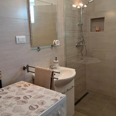 Apartman Nensi Apartment